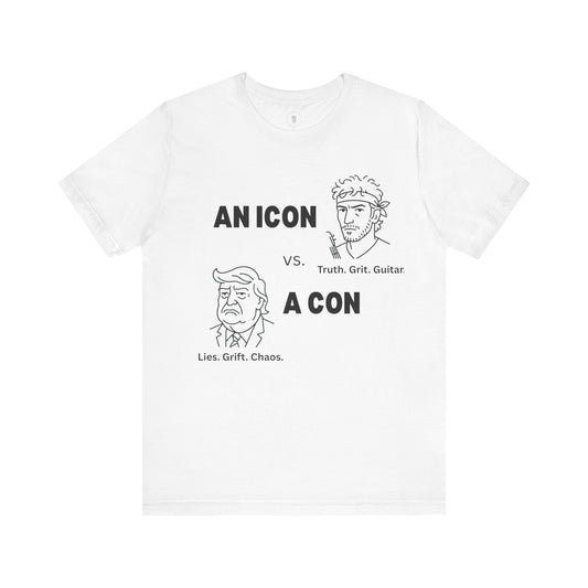 An Icon vs A Con - Bruce Springsteen vs Donald Trump T-Shirt
