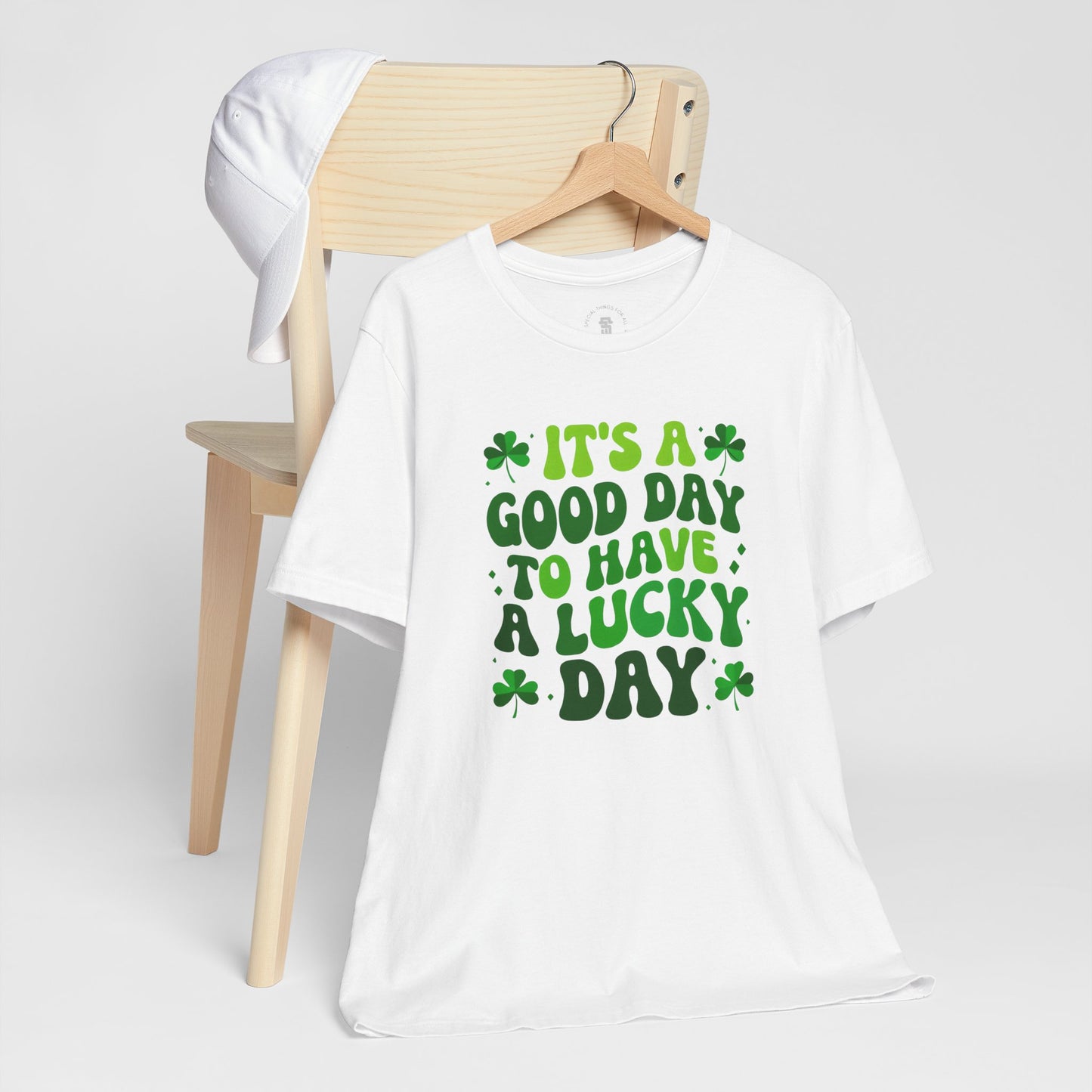 It's a Good Day To Have A Lucky Day St. Patrick's Day Retro T-Shirt
